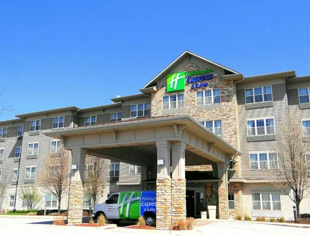 Holiday Inn Express & Suites Chicago West-Roselle by IHG hotel detail image 1