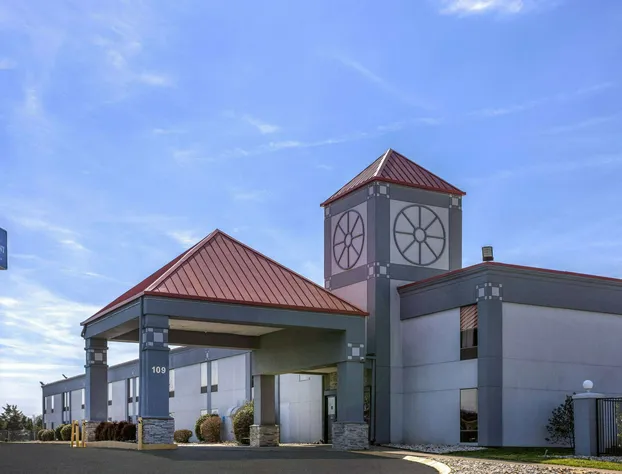 Baymont by Wyndham La Vergne/Nashville I-24 East hotel detail image 3