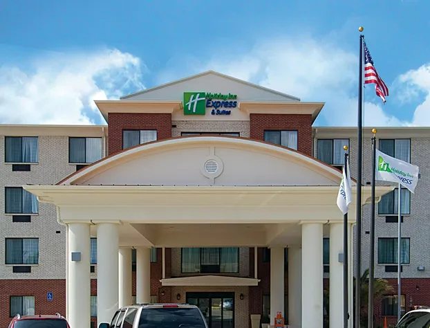 Holiday Inn Express & Suites Ocean Springs by IHG hotel detail image 4