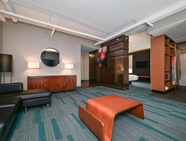 Aloft Charlotte City Center hotel detail image 1