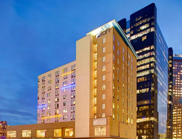 Aloft Charlotte City Center hotel detail image 1