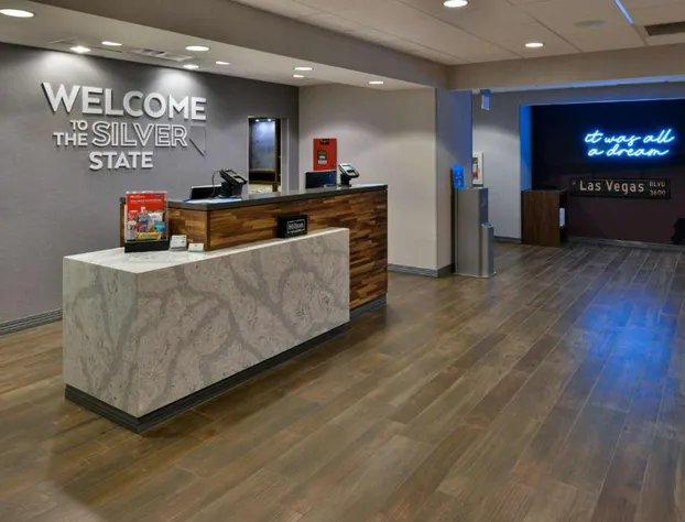 Hampton Inn & Suites Las Vegas Airport hotel detail image 3