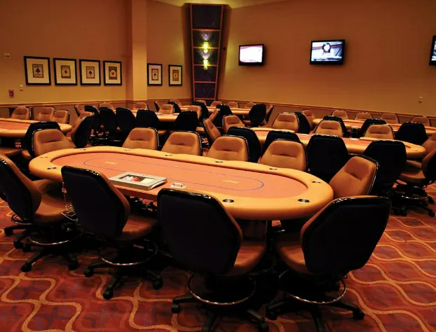 Bally's Quad Cities hotel detail image 4