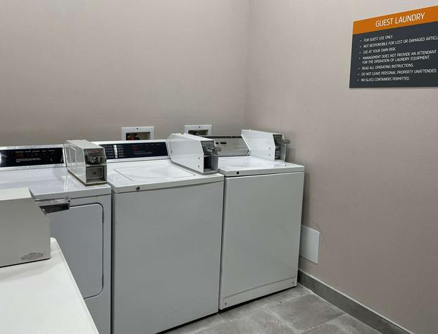 La Quinta Inn and Suites by Wyndham Schertz-San Antonio-Selma hotel detail image 4