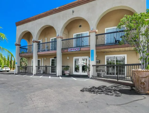 Motel Mediteran Escondido hotel detail image 4