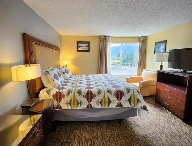 Columbia Gorge Inn hotel detail image 2