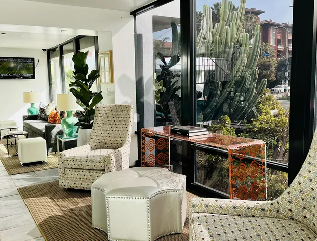 Park Plaza Lodge Hotel hotel detail image 2