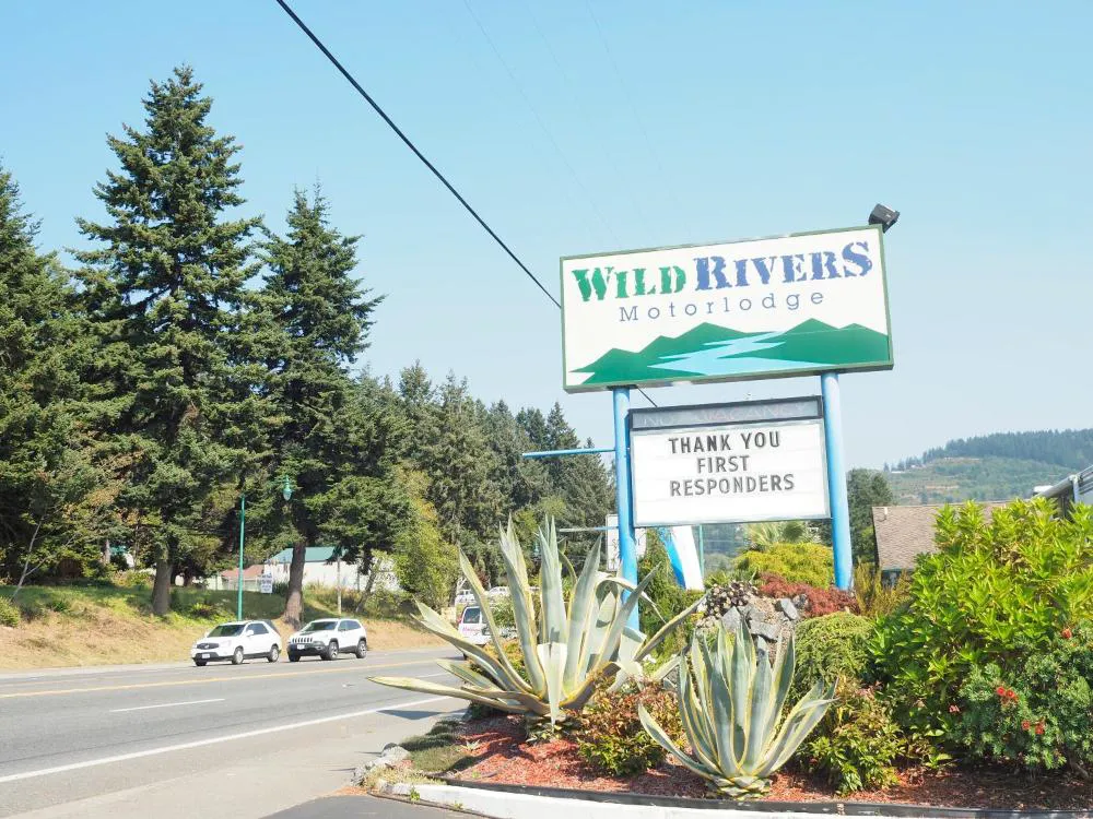 Wild Rivers Motor Lodge hotel hero