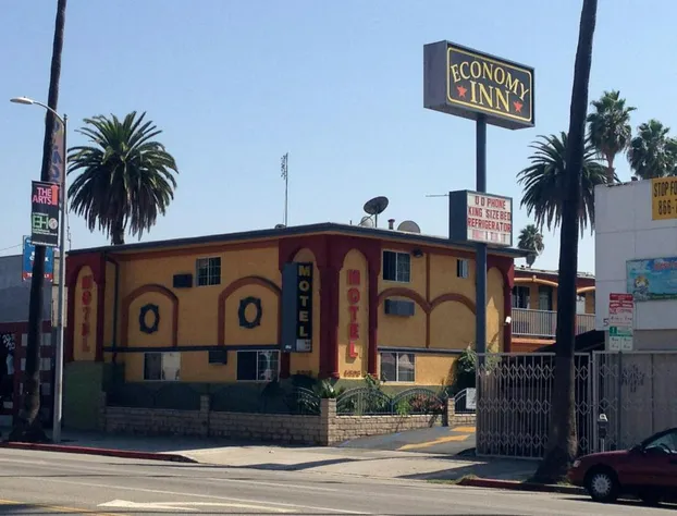 Economy Inn Hollywood hotel detail image 1