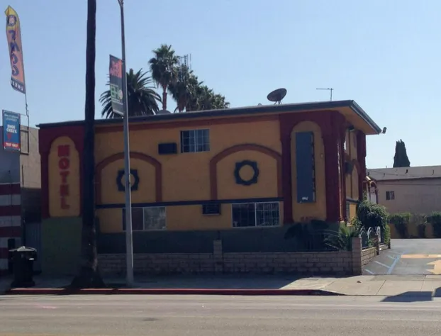 Economy Inn Hollywood hotel detail image 3
