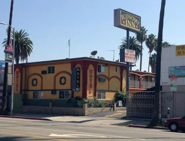 Economy Inn Hollywood hotel detail image 2