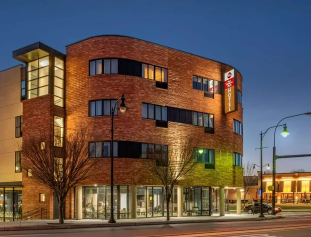 Best Western Plus Philadelphia Airport S. At Widener Univ. hotel detail image 1