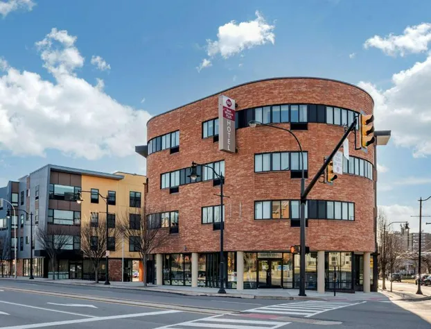 Best Western Plus Philadelphia Airport S. At Widener Univ. hotel detail image 3