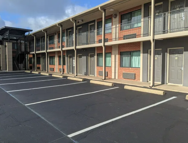 12 Oaks Hotel hotel detail image 3