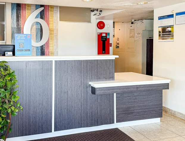 Studio 6 Grand Prairie, TX hotel detail image 2