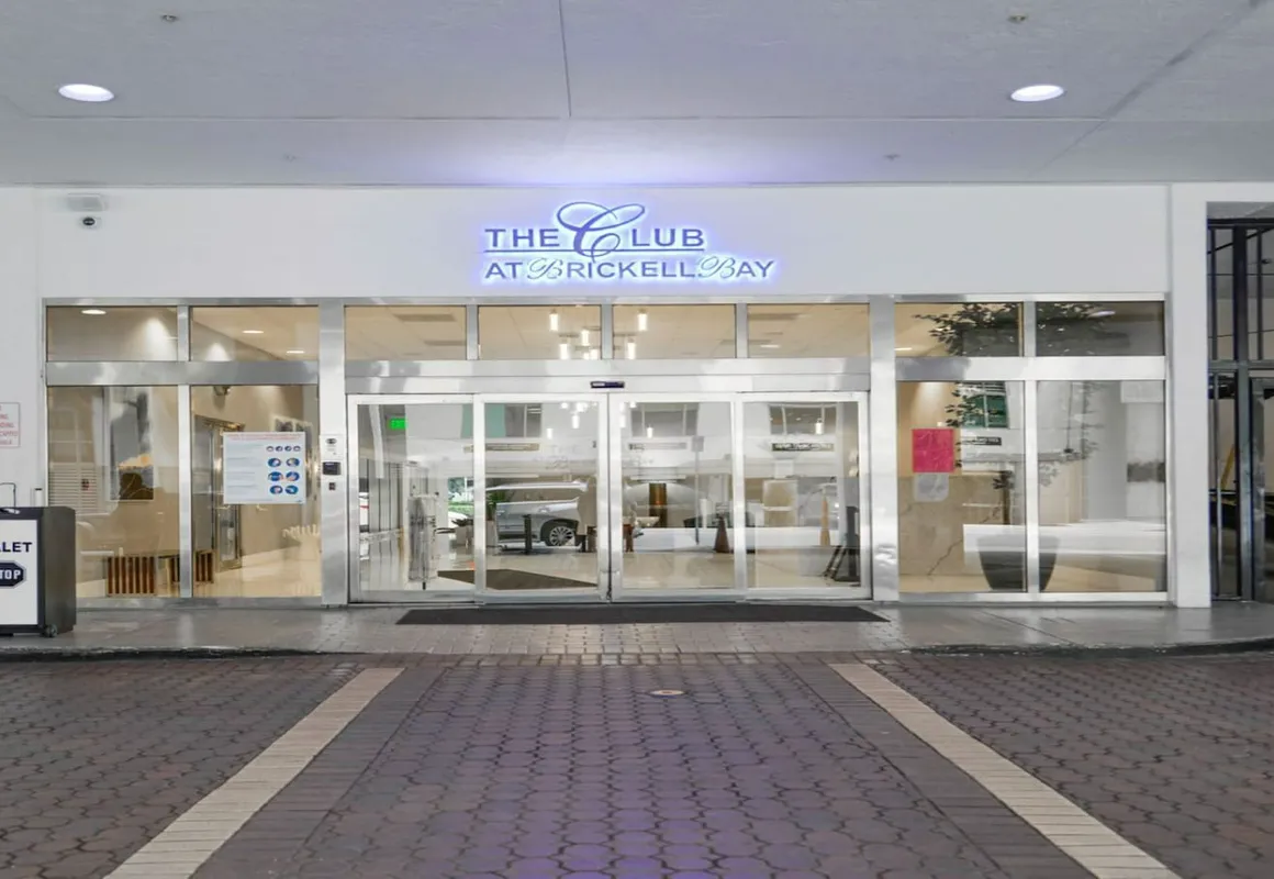 Icon Residences hotel hero