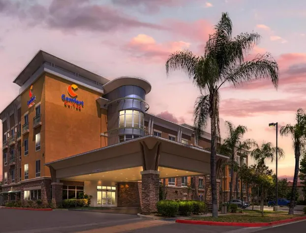 Comfort Suites Ontario Airport Convention Center hotel detail image 1