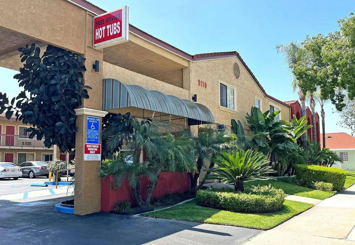 Rivera Inn & Suites Motel Pico Rivera hotel hero