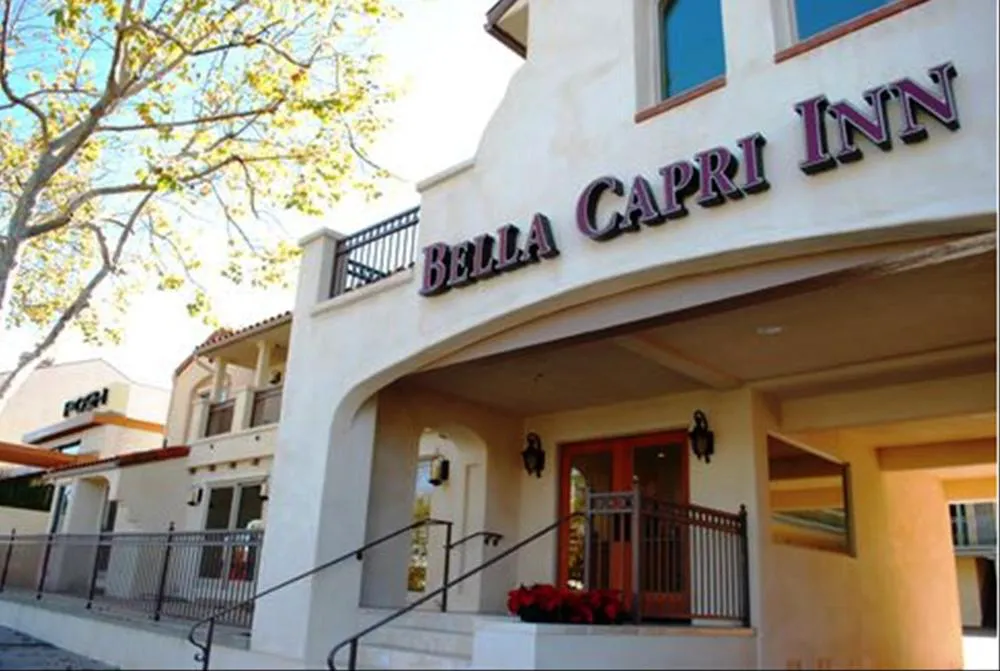 Bella Capri Inn hotel hero