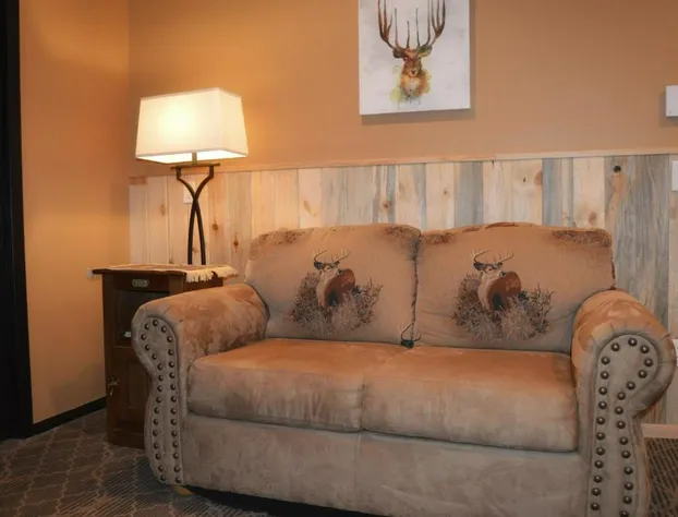 Inn on Fall River & Fall River Cabins hotel detail image 4