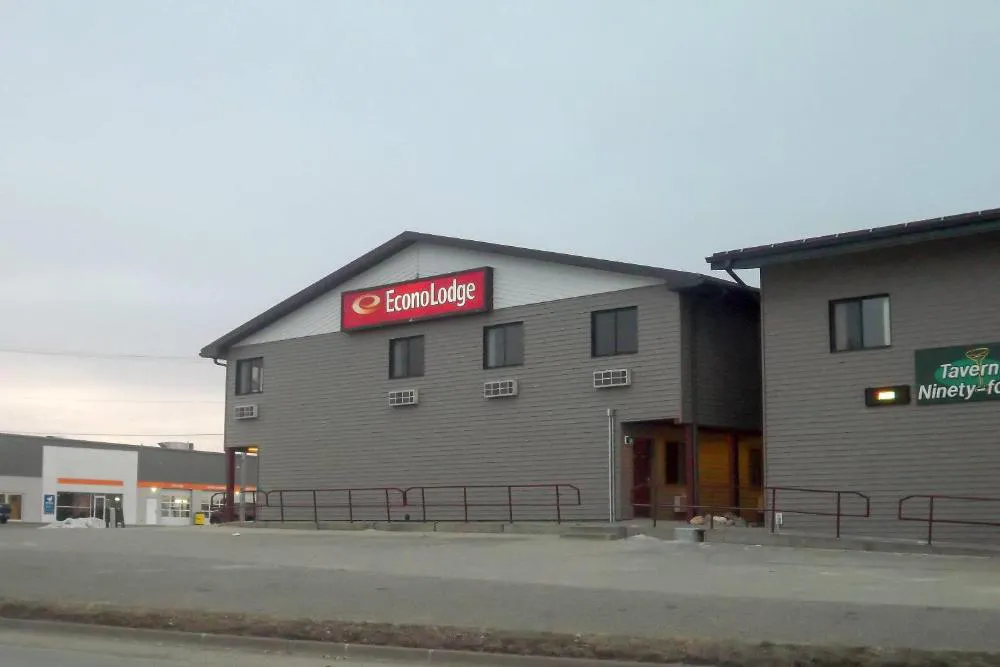 Econo Lodge hotel hero