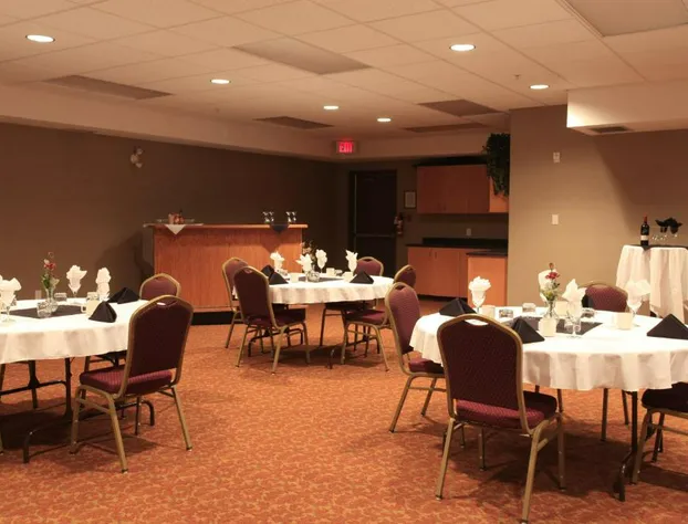 Coast Grimshaw Hotel & Suites hotel detail image 1