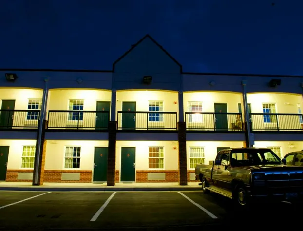 Executive Inn And Suites hotel detail image 4