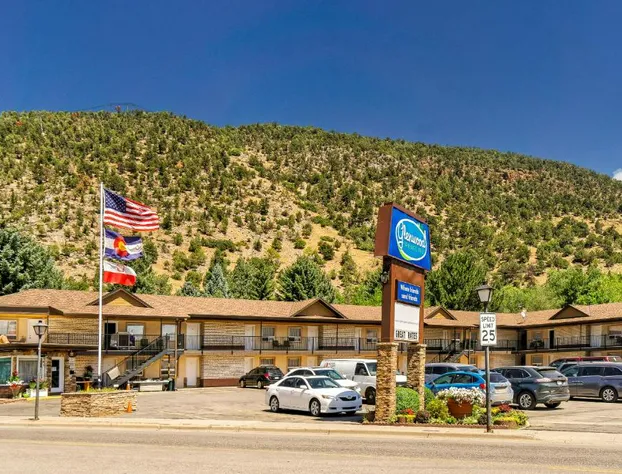 Glenwood Springs Inn hotel detail image 4