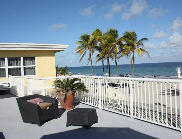 La Terrace Oceanfront hotel detail image 3