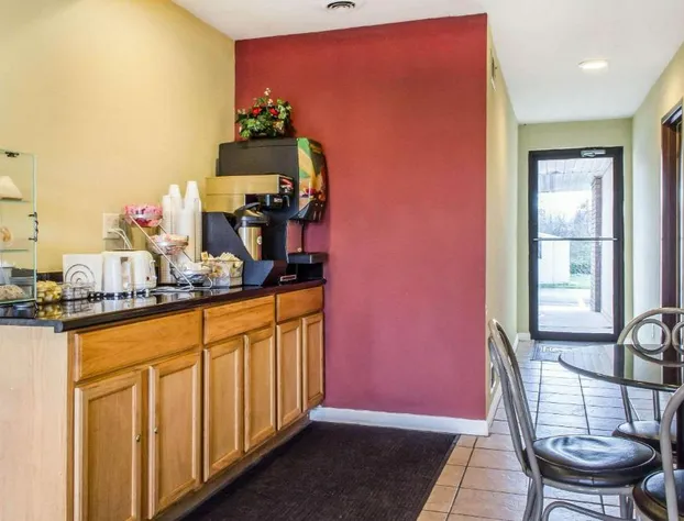 Rodeway Inn Shippensburg I-81 hotel detail image 3