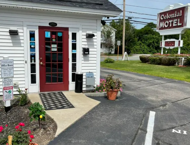 Colonial Motel hotel detail image 4