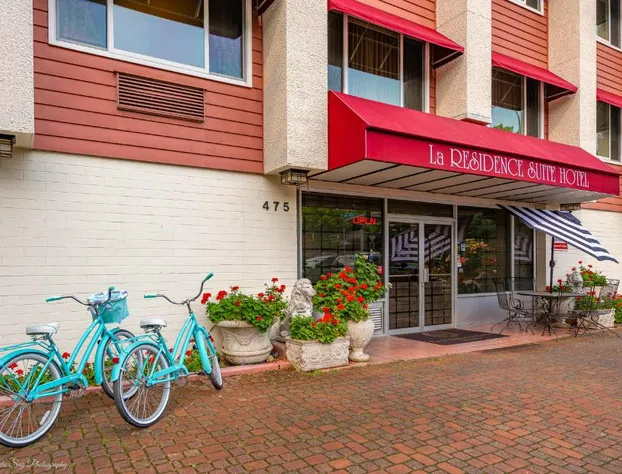 La Residence Suite Hotel hotel detail image 1