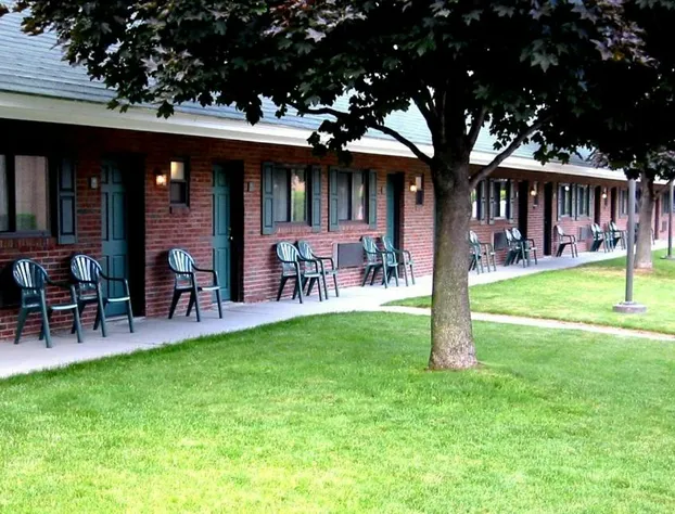 The Margate Resort on Lake Winnipesaukee hotel detail image 1