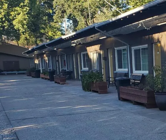 Sonora Gold Lodge hotel detail image 2