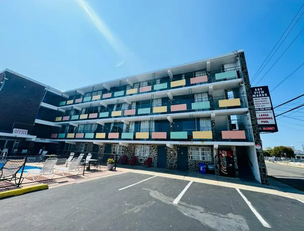 Skyview Manor Motel hotel detail image 4