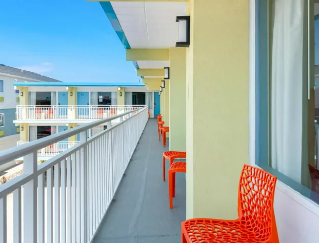 Tropicana Motel hotel detail image 3