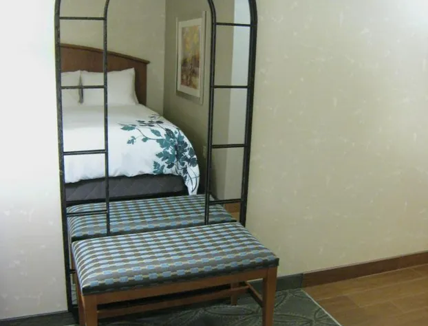 Wingate by Wyndham Elkins hotel detail image 3