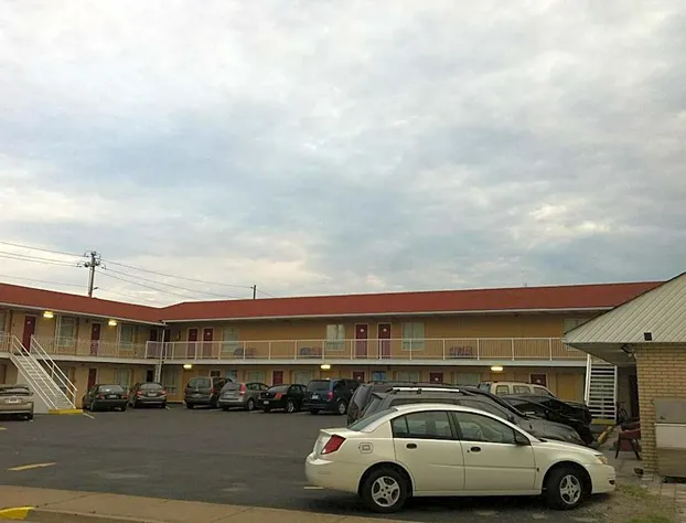 Scottish Inn Near the Falls and Casino hotel detail image 4