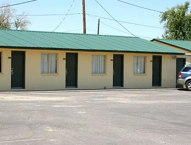 HWY Express Inn and Suites hotel detail image 1