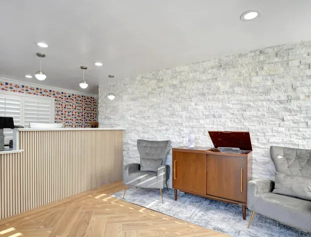 Signature Inn Medford Downtown hotel detail image 2