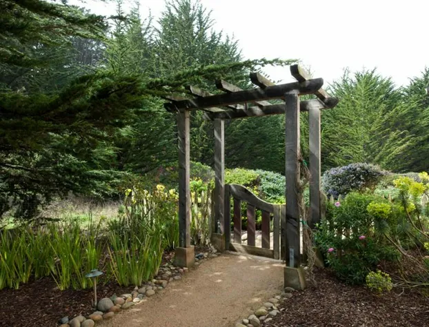 Seal Cove Inn hotel detail image 3