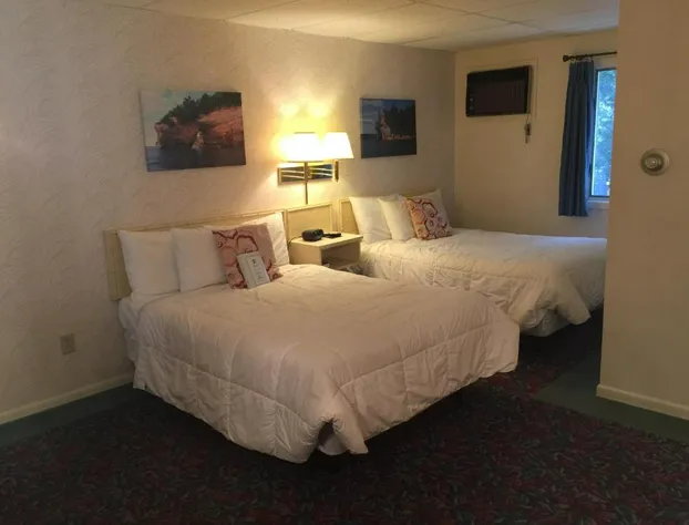 Cedar Motor Inn hotel detail image 4