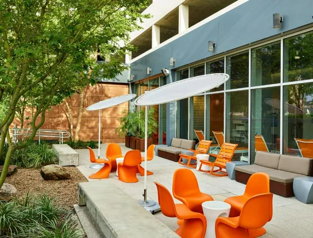 Aloft Houston by the Galleria hotel detail image 3