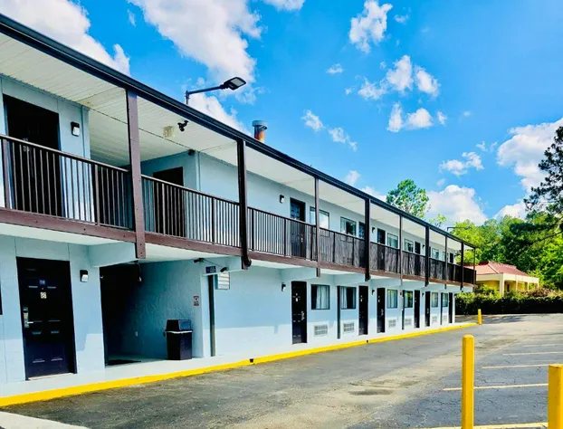 Sunset Inn - Augusta hotel detail image 4