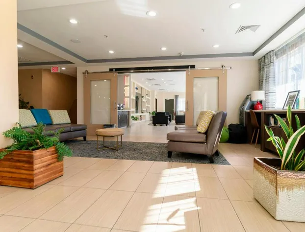 Gateway Hotel & Suites, an Ascend Collection Hotel hotel detail image 2