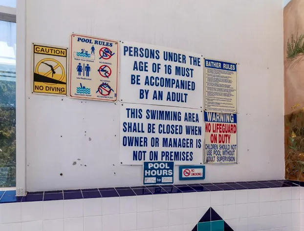 Watson's Regency Suites hotel detail image 3