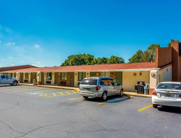 Econo Lodge Gastonia North hotel detail image 1