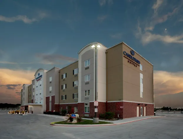 Candlewood Suites San Antonio NW Near Seaworld by IHG hotel detail image 1