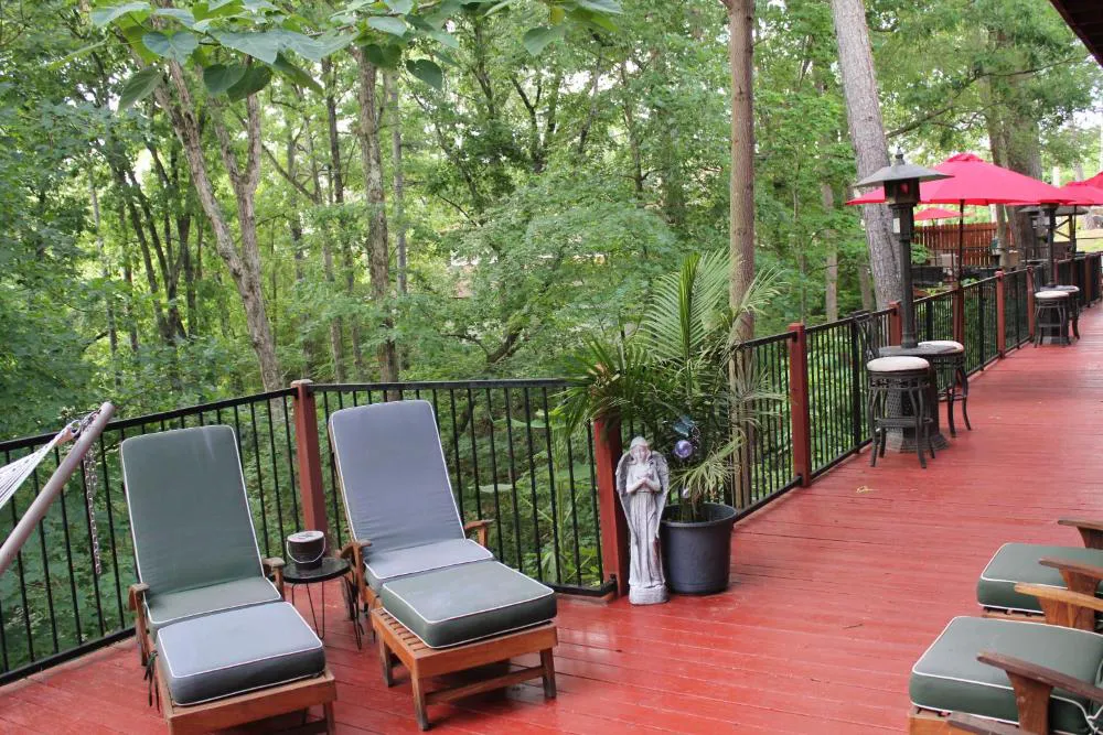 Brydan Suites hotel hero