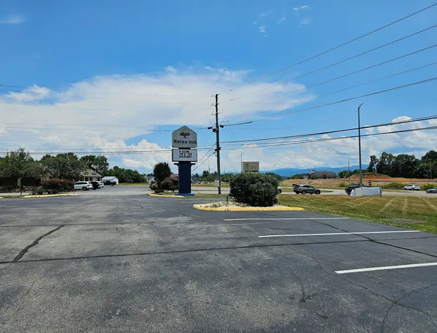 Relax inn by OYO Greeneville Near Hwy US-321 hotel detail image 2